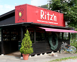ritz'n1.jpg